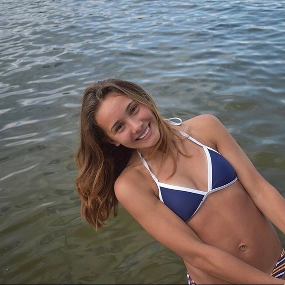 Meet your Posher, Adele - Picture 1 of 1